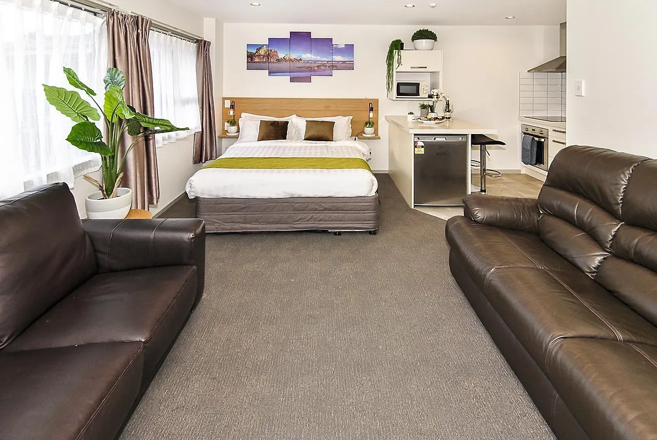 Newlands Court Motel Wellington New Zealand